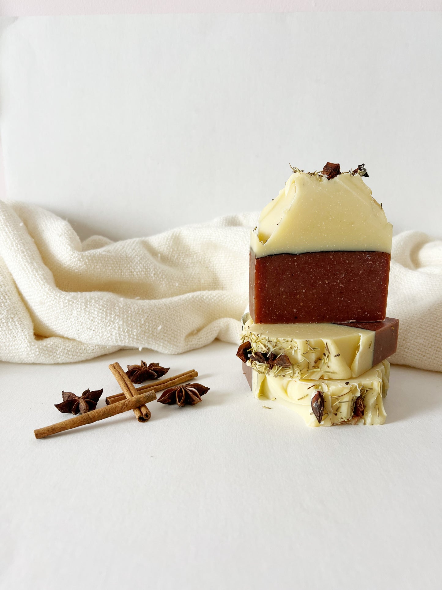Cozy Cranberry Soap Bar - Made in Canada